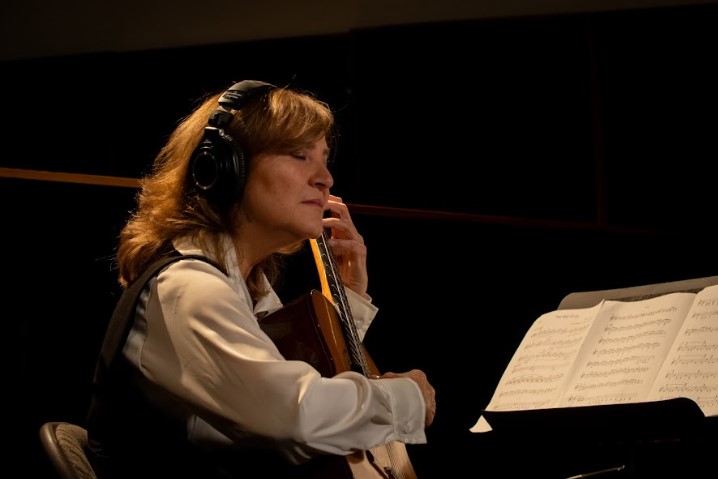 Berta Rojas y Gustavo Santaolalla se unen para reinterpretar The Last of Us
    
    <div class=