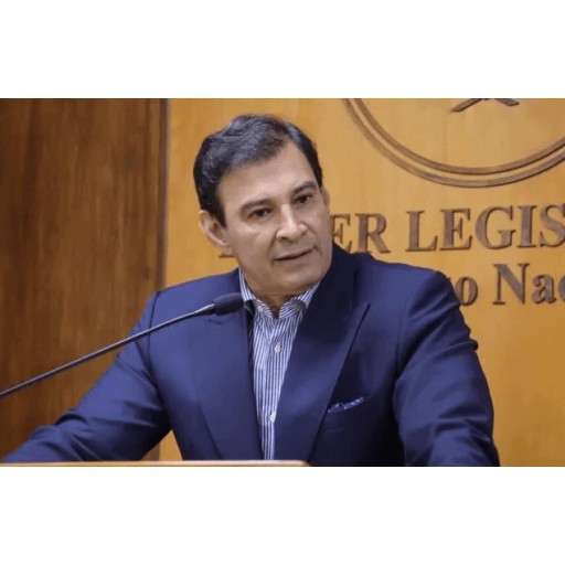 Beto Ovelar: Senado evitó crisis y favoreció a Peña con reforma de la Caja Fiscal
    
    <div class=