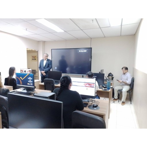 Formación con sello UNA: El CAES lanza su variada agenda de capacitación para mayo
    
    <div class=