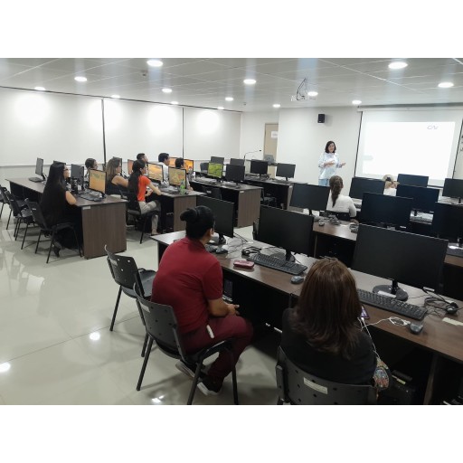 El MITIC anuncia nuevas capacitaciones presenciales en IA y herramientas digitales
    
    <div class=