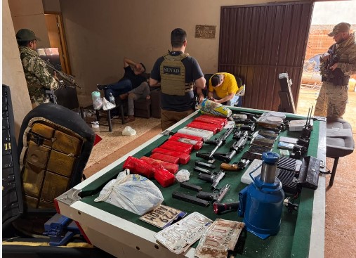 Desmantelan centro logístico ligado al narcotráfico en P.J. Caballero
    
    <div class=
