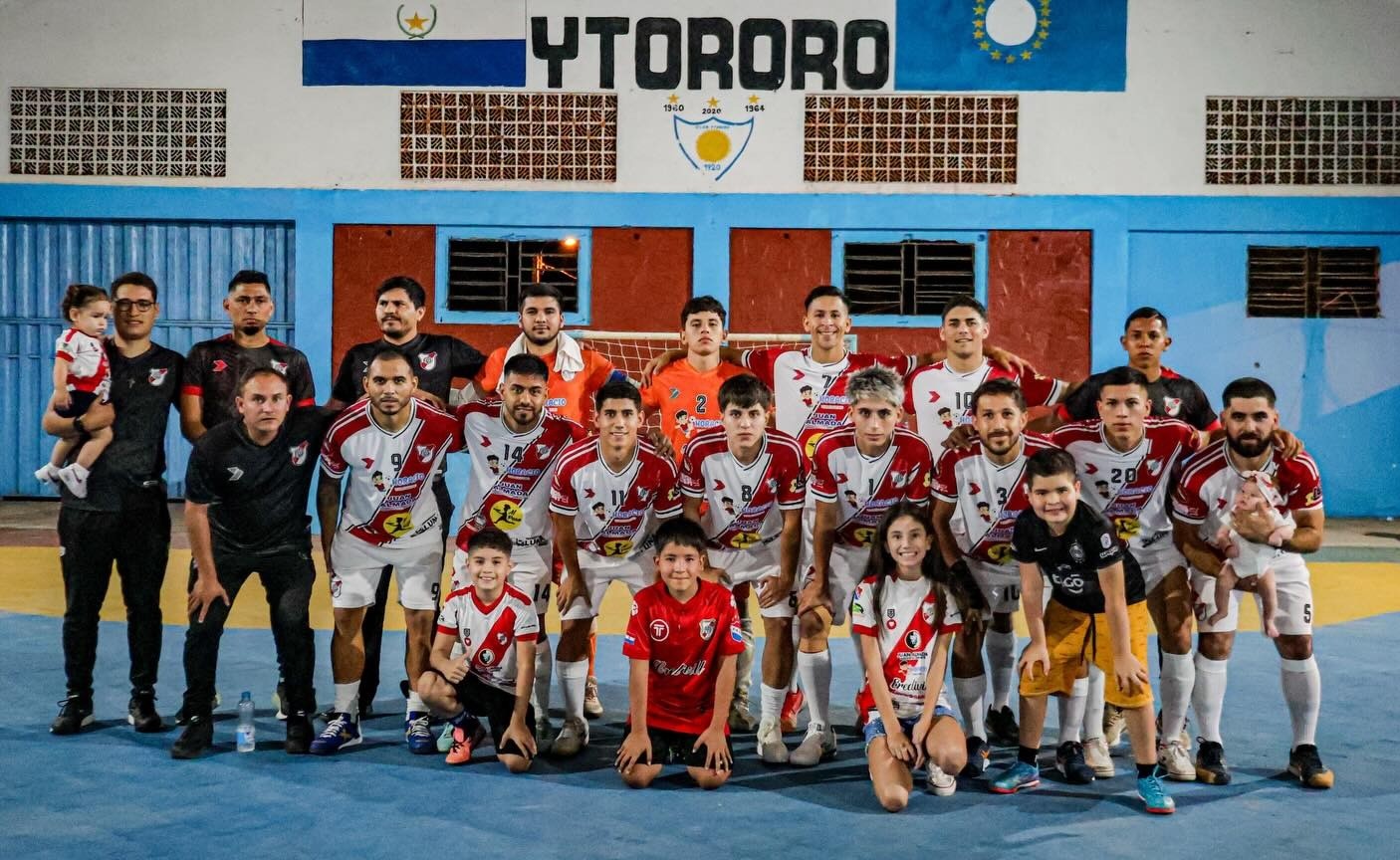 Ganan Villeta y Fernando de la Mora
    
    <div class=