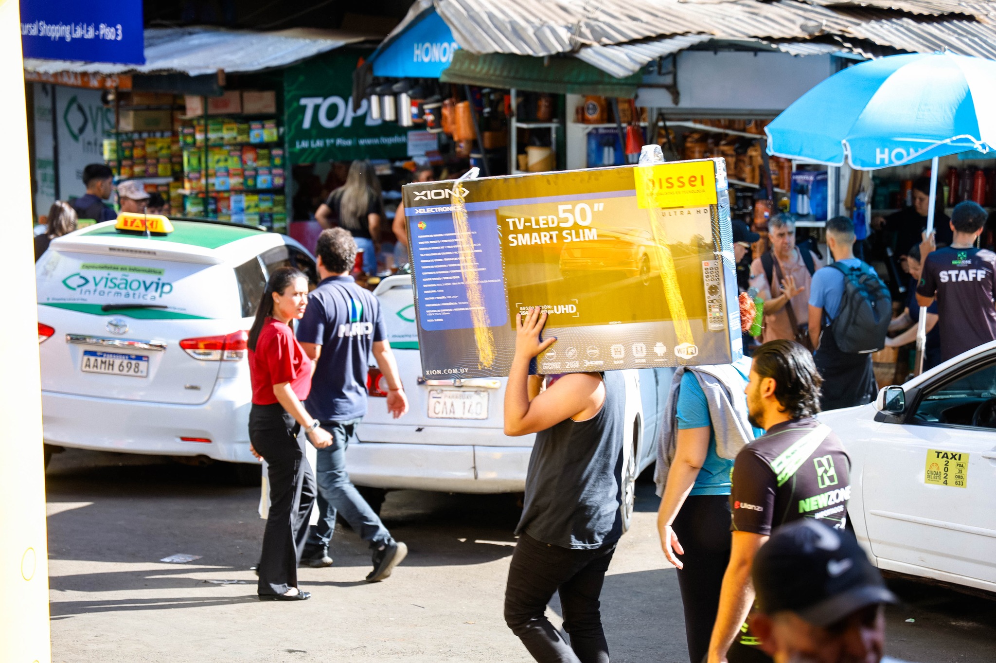 Black Friday en Ciudad del Este marca récord histórico con más de 300 mil visitantes
    
    <div class=