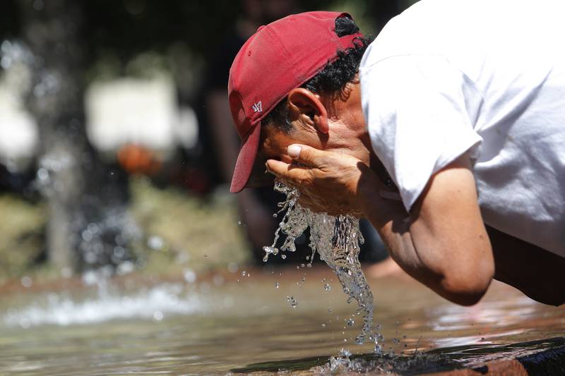 Golpes de calor pueden afectar gravemente el corazón
    
    <div class=