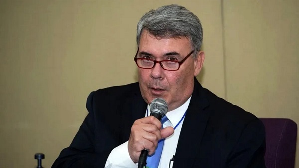 Fiscalía pide desafuero del defensor del Pueblo, tras su imputación por desacato
    
    <div class=