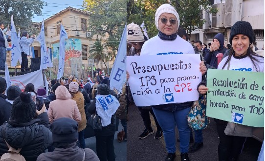 Gremio de Enfermeros se movilizan frente al Ministerio de Salud 
    
    <div class=
