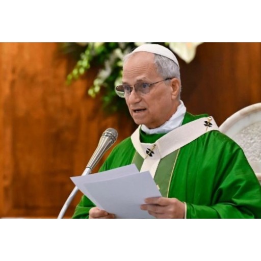 El Papa visitará Uruguay en noviembre, con paradas en Montevideo y Florida
    
    <div class=
