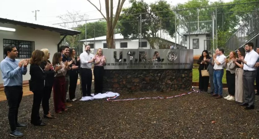 Unidad de Tratamiento y Rehabilitación de Adicciones quedó inaugurada oficialmente
    
    <div class=