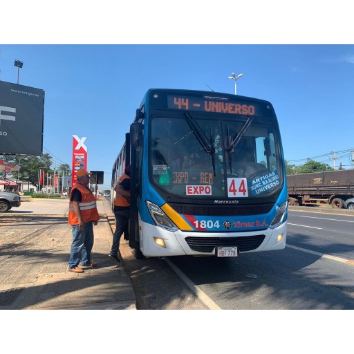 Gobierno: No habrá suba del precio del pasaje, pero si subsidio a transportistas
    
    <div class=